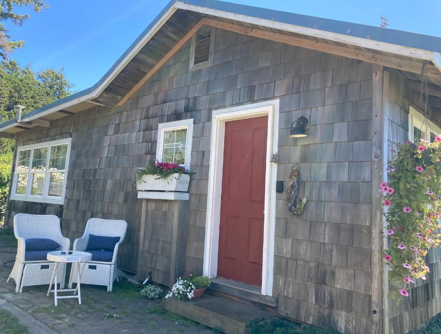 Seal Rock, OR Cottage