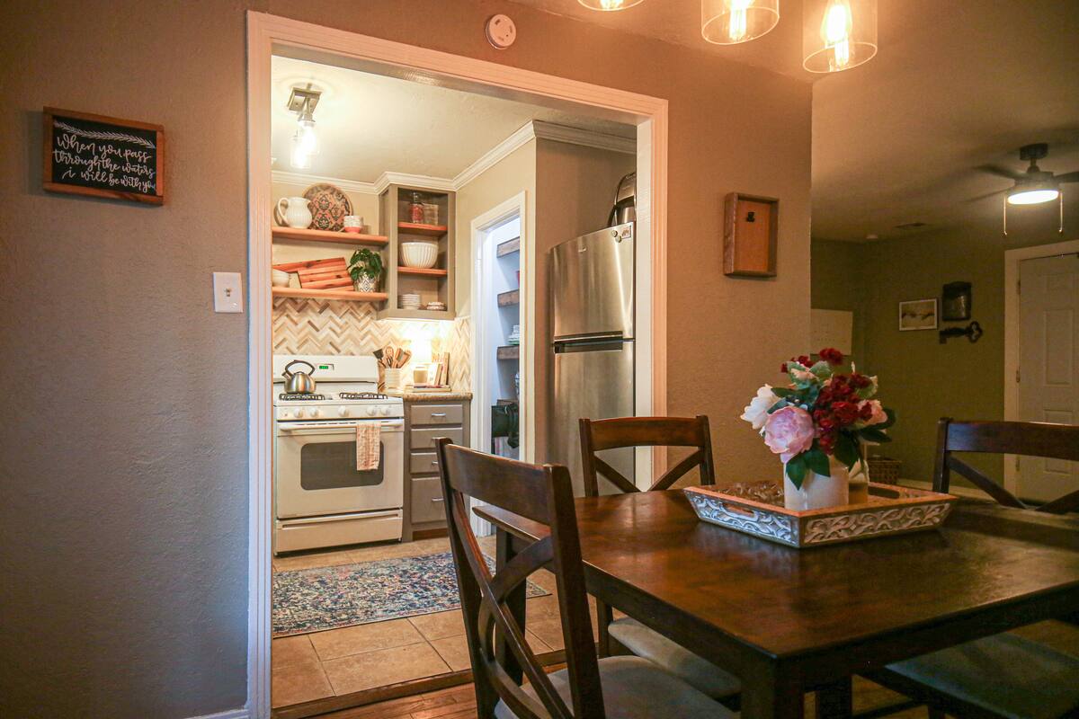 Norman, OK Unhosted Home