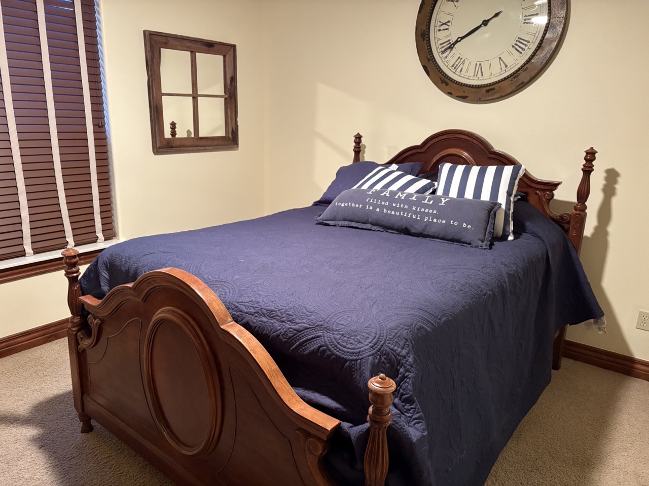 Grove, OK Ranch Style Home