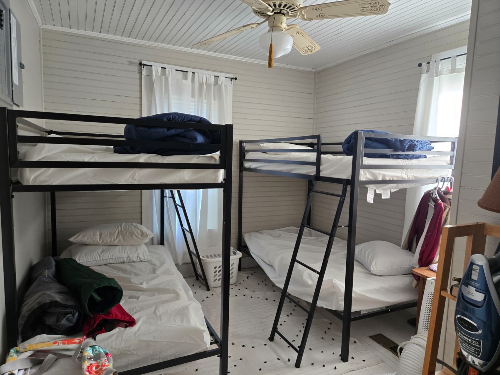 Geneva, AL Unhosted Pond Cabin
