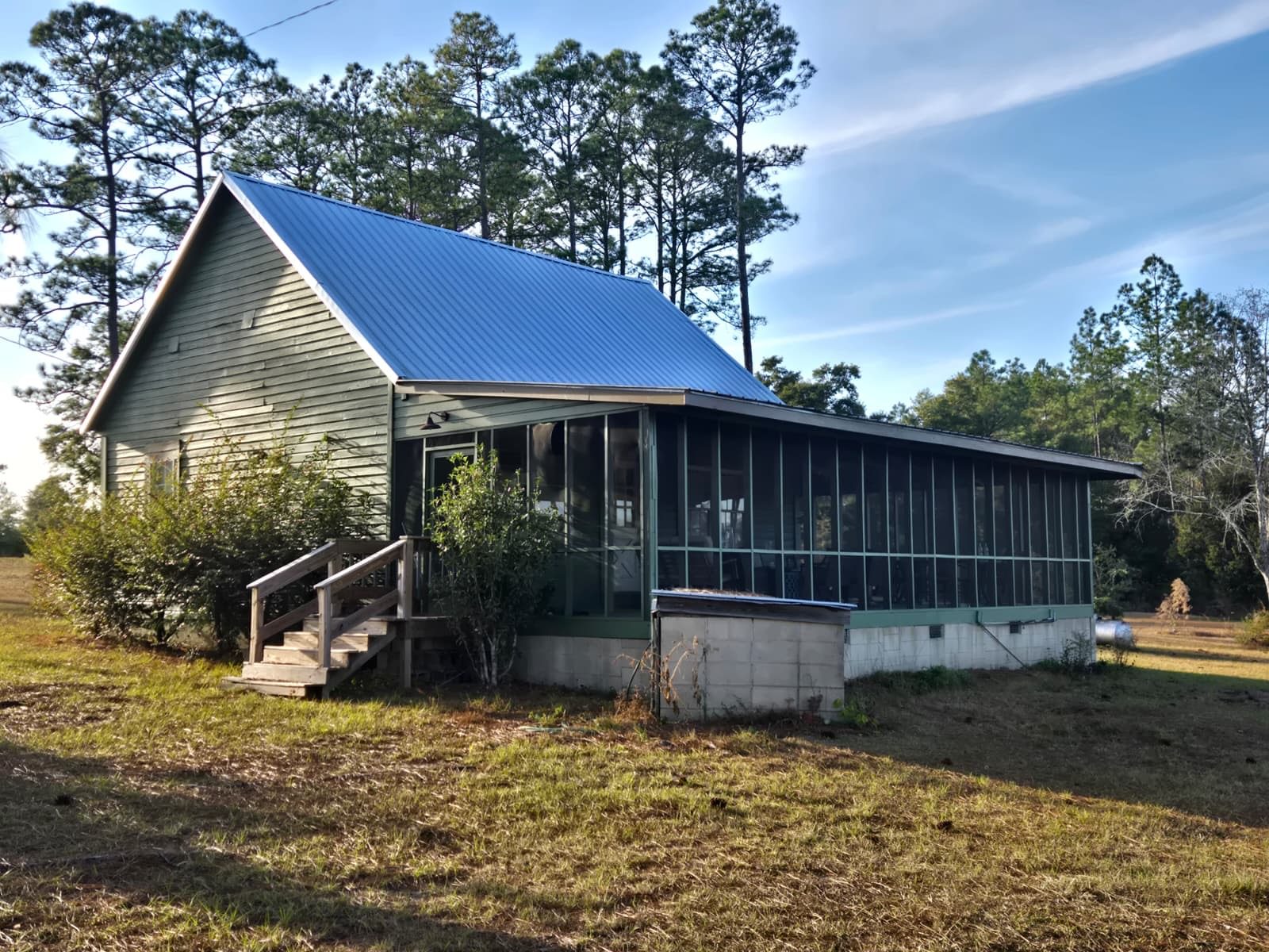 Geneva, AL Unhosted Pond Cabin