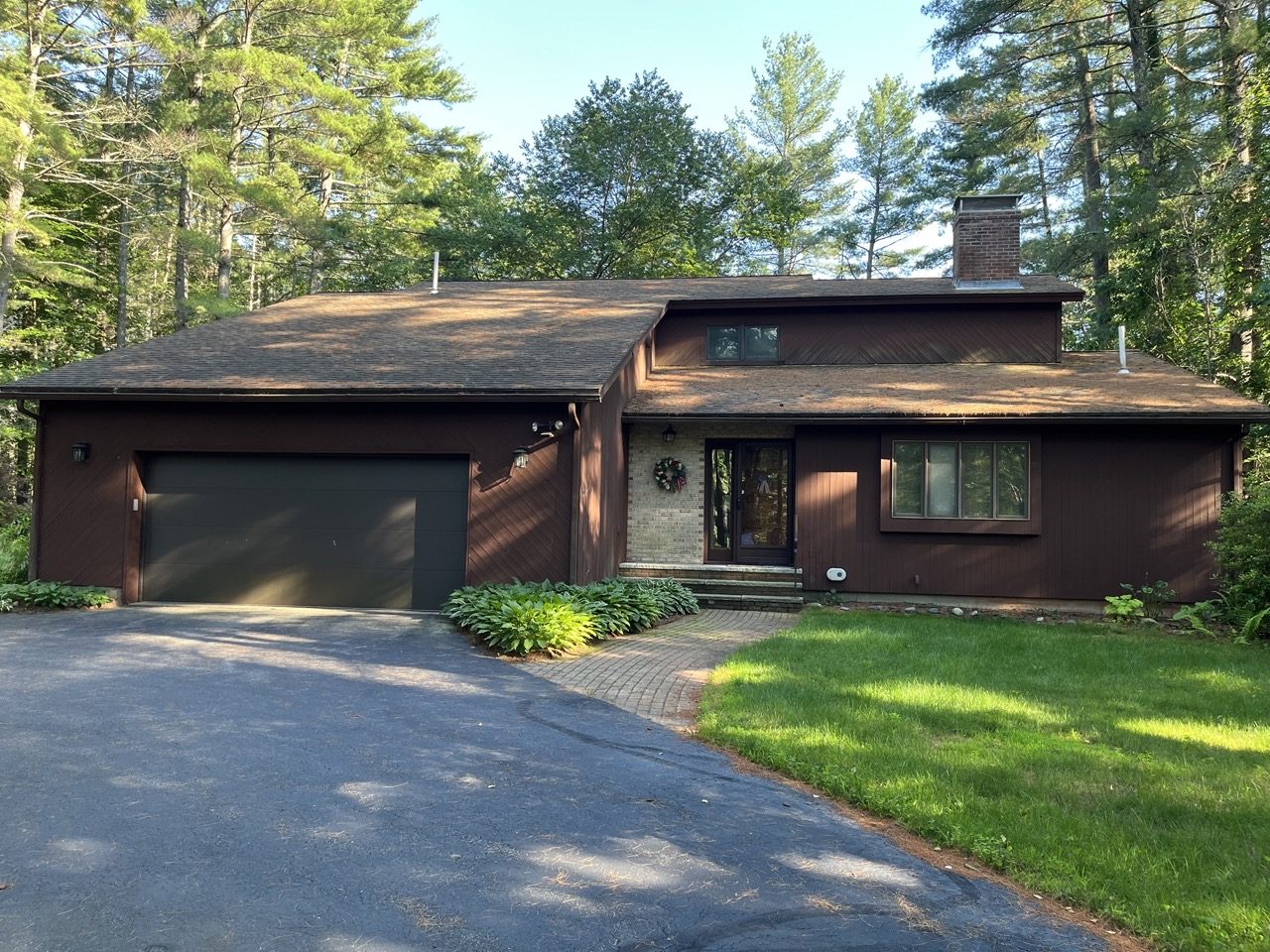 Brookline, NH Home