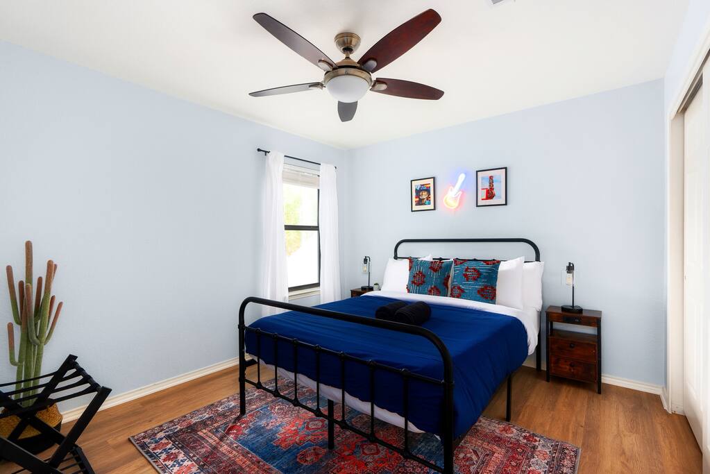 Austin, TX Unhosted Home