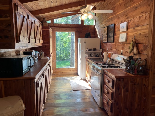 Harriet, AR Tributary Retreat Cedar Cabin