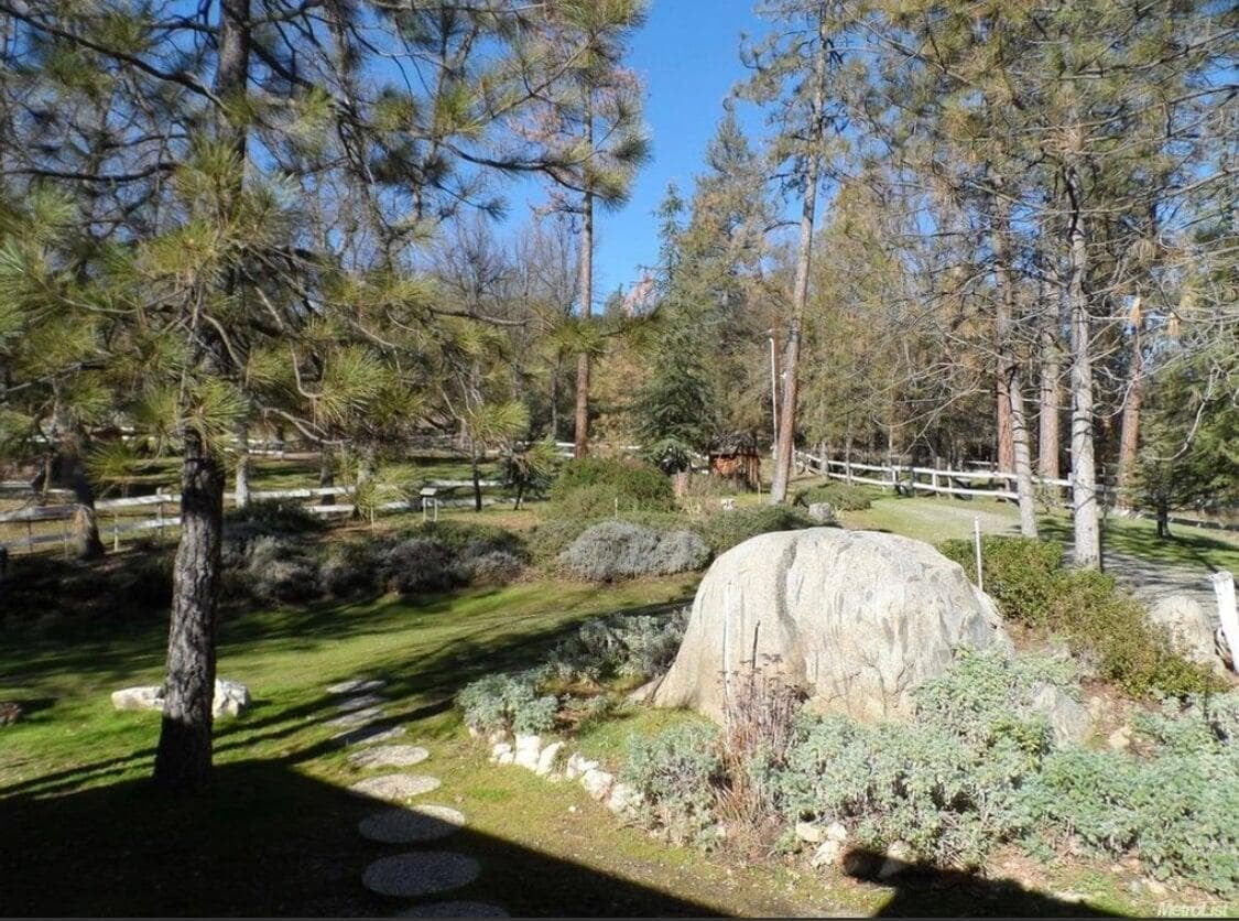Mariposa, CA Cottage