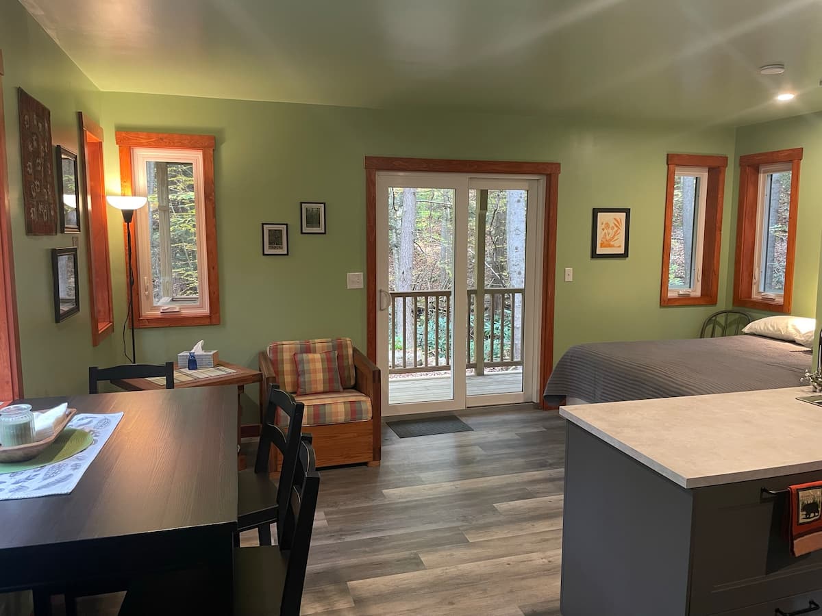Confluence, PA Rusty Perch Tiny Home