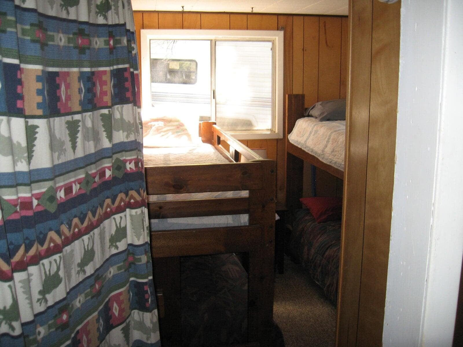 Pioneer, CA Guest House