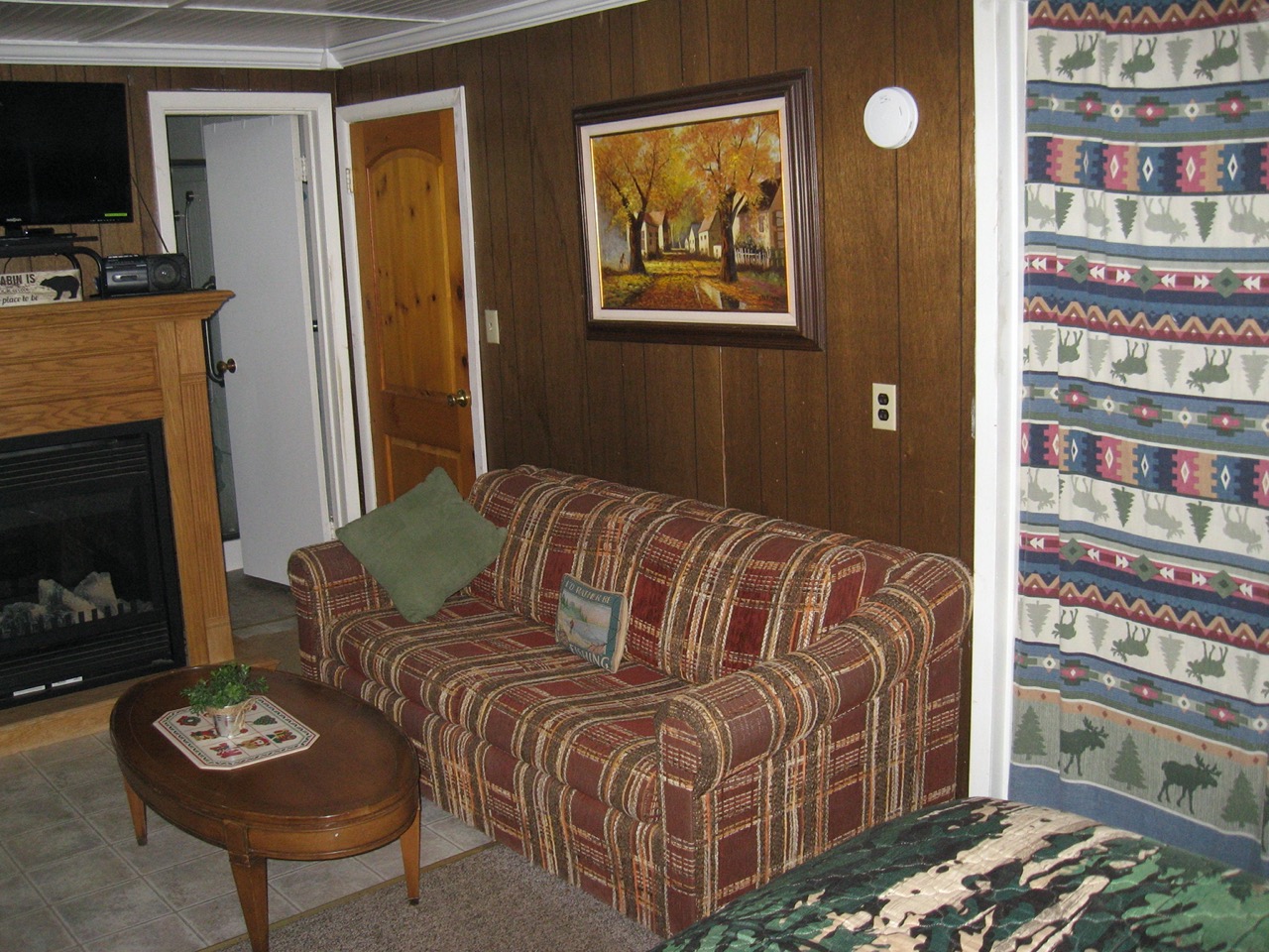 Pioneer, CA Guest House