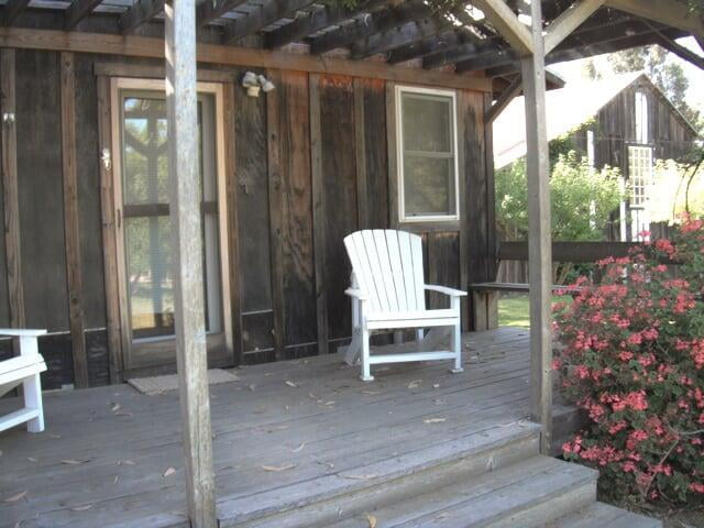 Salinas, CA Thinkers Cottage