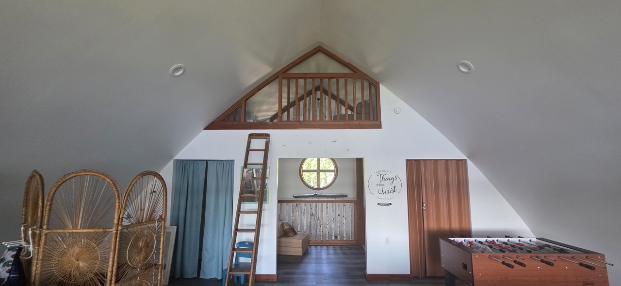 Willet, NY Lake Home