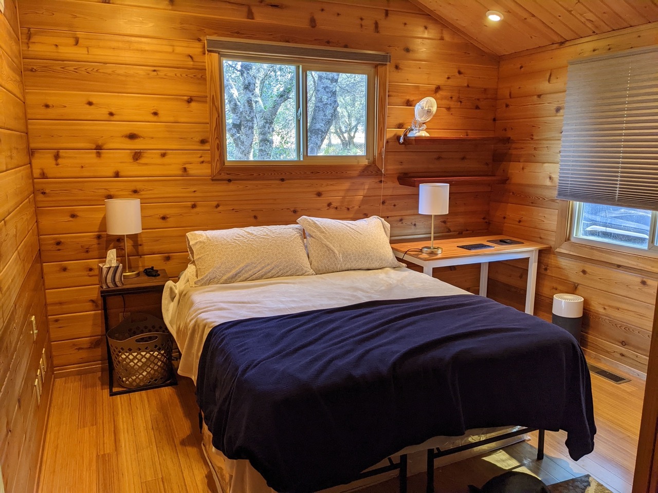 Clearlake, CA Oracle Hill Cabin
