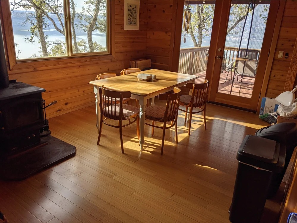 Clearlake, CA Oracle Hill Cabin