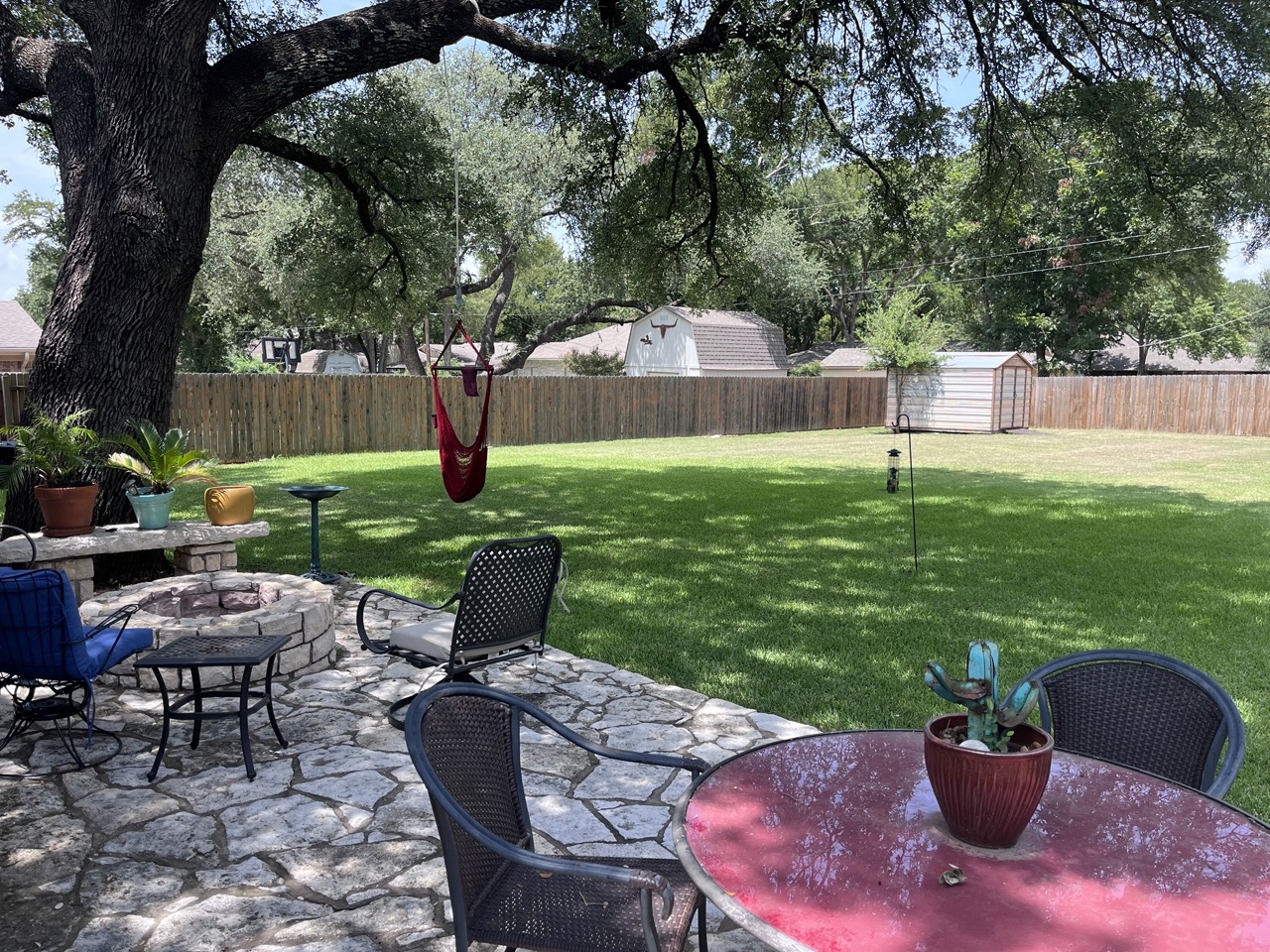 Granbury, TX Peaceful Home