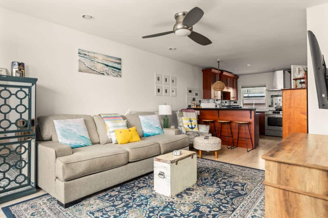 San Diego, CA Beach Front Bungalow